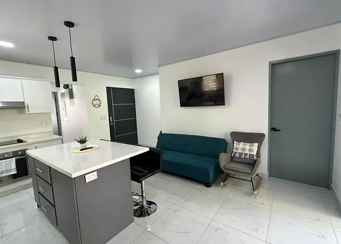 Casa Amplia Con Wifi Y Piscina, A Min Del Mar, 10p * Playa Hermosa (Guanacaste)