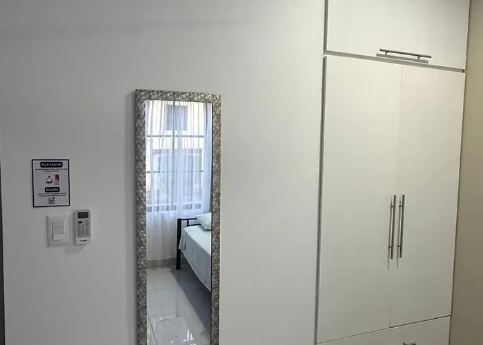 Casa Amplia Con Wifi Y Piscina, A Min Del Mar, 10p *